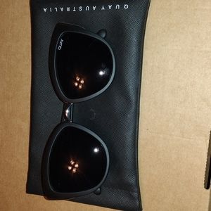 Quay My girl glasses, never used.